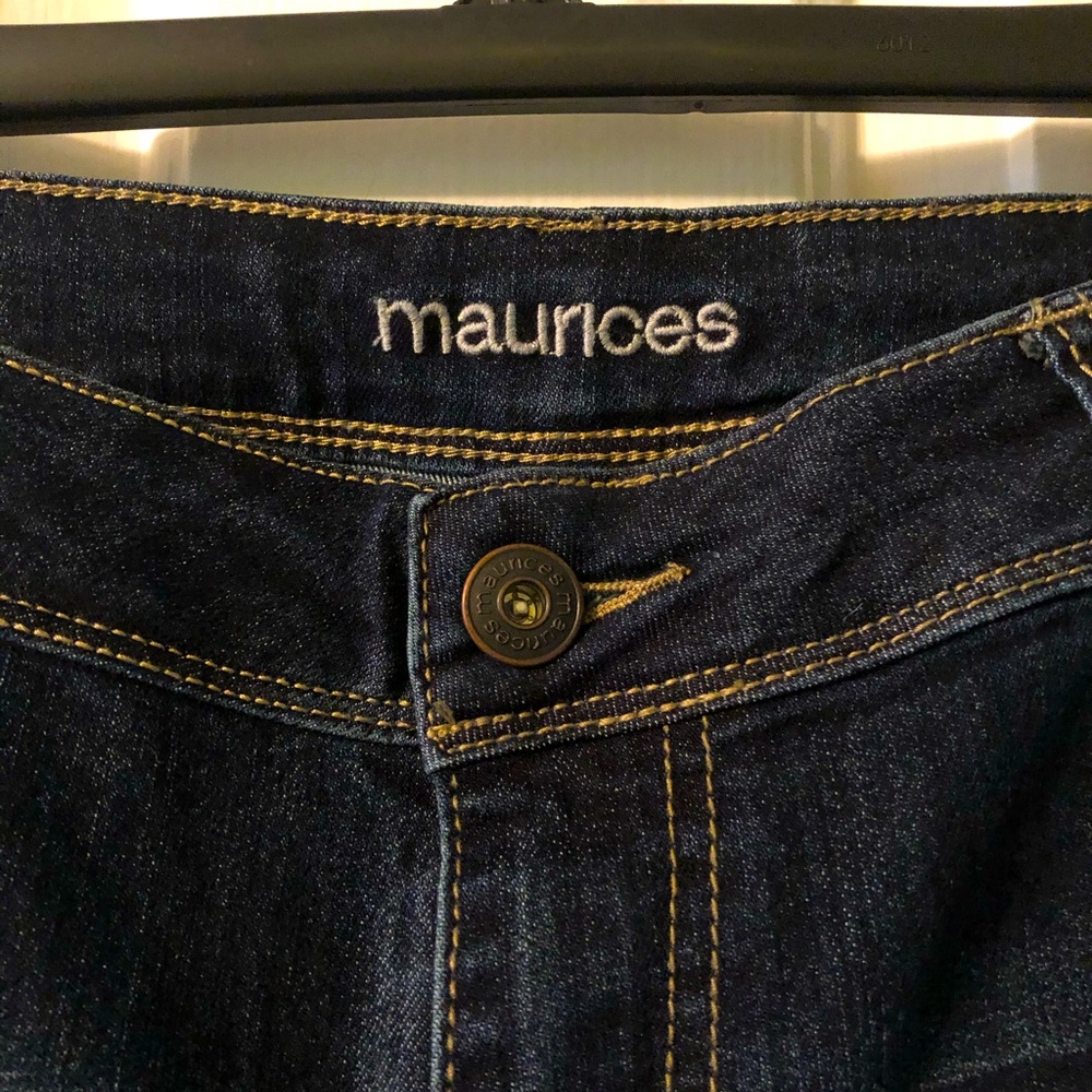 18 short Maurice boot leg jean